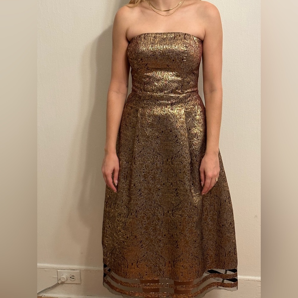 Good designer dress great for weddings and New Years Eve parties.